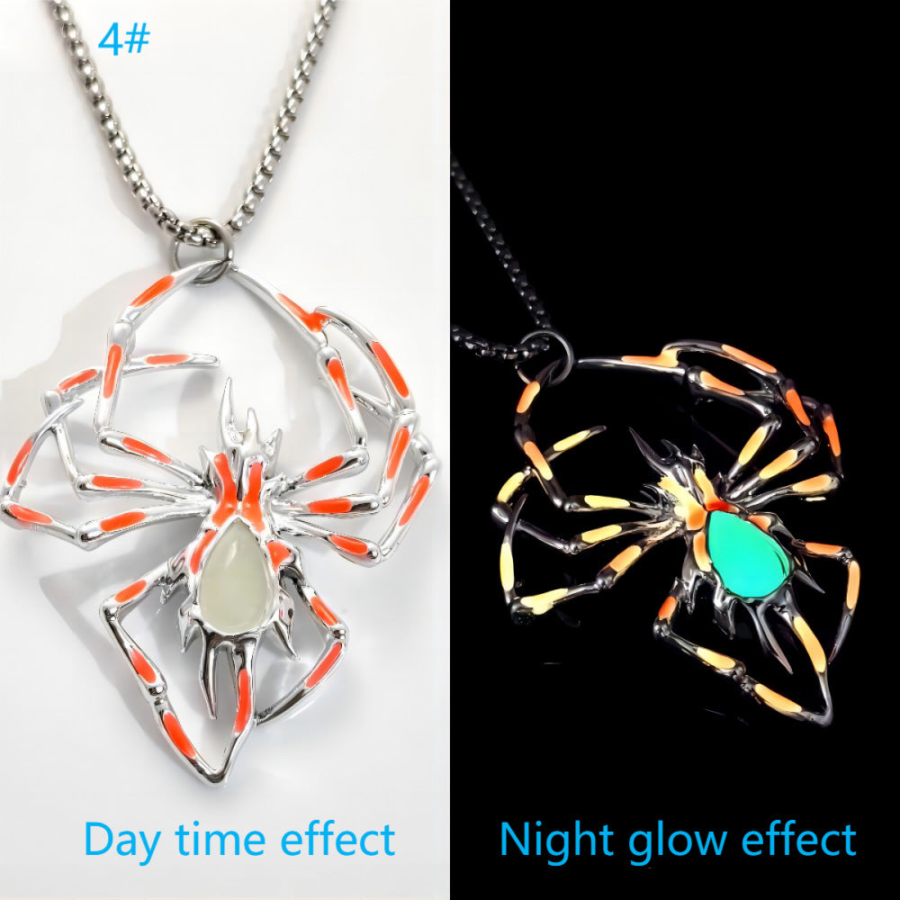 Creative Stereo Luminous Spider Necklace Jewerly Glowing Night
